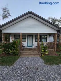 Country Cottage - A - Image 1