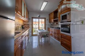 Carcavelos Ocean Breeze - Image 5