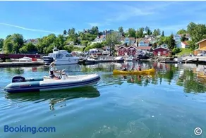5 bedroom Spectacular view & charming house in Vollen centre - Image 3