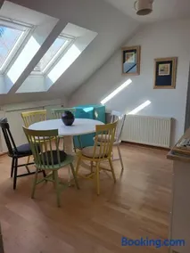 Dachwohnung in Feldrandlage - Image 1