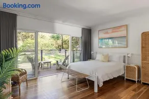 Sunrise Guesthouse - Image 2
