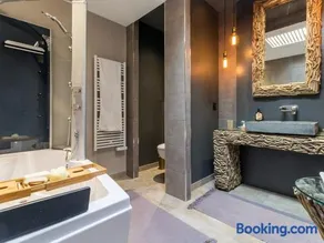 Villa Contemporaine avec Spa, Sauna, Piscine et Île Privative près de Nantes - FR-1-306-866 - Image 2
