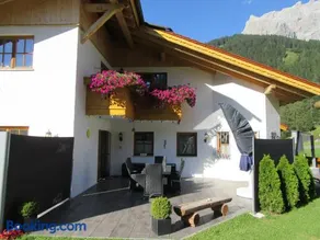 Alpen-Chalet Ehrwald - Image 1