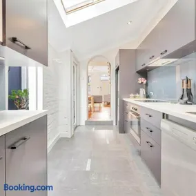 Heritage Surry Home with Skylight - Image 1