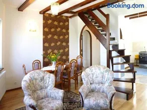 Comfortable holiday apartment with a lake view - Image 3