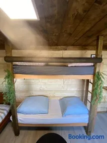 Les Pichies, Logement insolite, Tiny House de Julia - Image 1