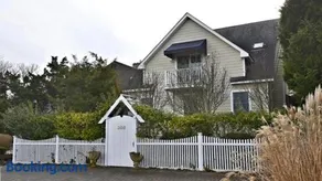 Gem-By-The-Sea - Image 1