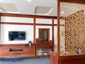 Rex Hotel - by BAY LUXURY - Image 3