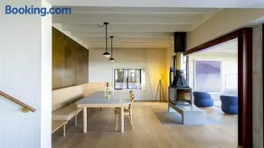 'Bouddi House' by HolidayCo - Image 4