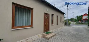 Vár-Lak Vendégház - Image 2