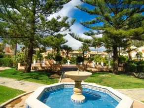Venalmar first line townhouse, garden, sea views - Image 1