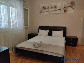 Matinas House - Image 2