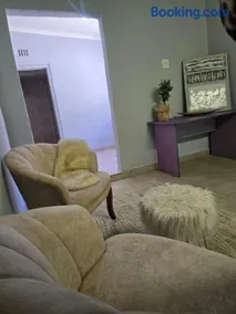 Glow Levels Guest House - Image 2
