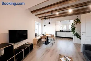 Stilvolles Apartment für 4 Gäste in bester Lage in Deidesheim an der Weinstraße - Image 2
