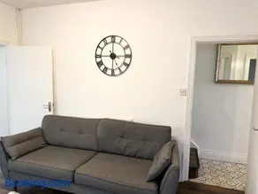 Spacious 3 Bed House, Contractors & Business, Parking, WiFi - Image 4
