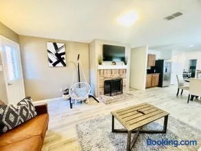 Charming Frisco Escape Minutes from PGA and The Star - Image 1
