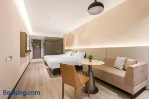 Thank Inn Chain Hotel Zhangjiajie National Forest Park Sign Gate Branch East Gate of National Forest Park Ticket Service Free Selfservice Laundry Free Luggage Storage - Image 2