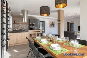 Spacious New design Villa Vitis Vitae, private pool ,1400m2 garden , Central Istria - Image 2