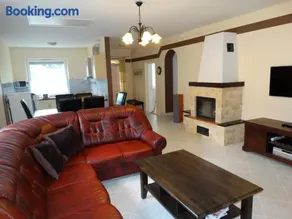 House Magnolia - Image 2