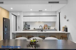 Spacious Designer Mt Lawley Home - A Sepal Stay - Image 1