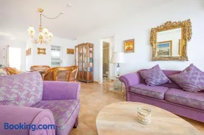 Appartement avec piscine, terrasse et internet haut débit | Vue mer - Image 5