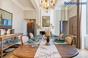 Luxurious Provencal Village House, Walk to Village Pool - Image 2