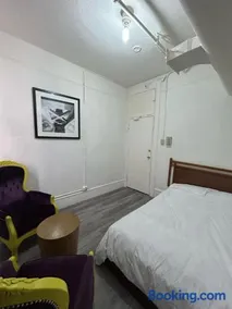 SF Travelers Inn - Image 2