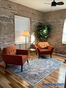 Brick Street Apartment-Studio Suite - Image 4
