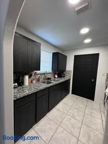 Luxury Home 3bdroom- 2bath - Image 5