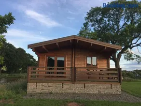 RedWood Lodge - Image 1