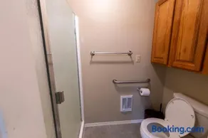 Beautiful spacious home in the heart of emmett - Image 3