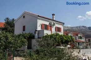 Holiday home with hot tub Mravince, Split - 19827 - Image 1