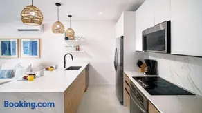 A Modern Vacation Villa - Sorrento 15 - Image 3