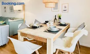 Surfbude, Olpenitz - moderne Ferienwohnung in direkter Strandnähe mit eigenem Eingang, Sauna, Kaminofen, Balkonterrasse und Parkplatz - Image 4