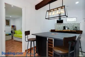 Detached villa for 6 People in Lloret de Mar with comunal Outdoor swimming pool - Image 2