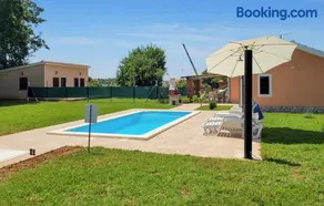 Stunning Home In Medulin With Wifi - Image 3