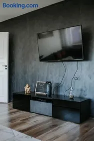 Pinska Guesthouse Cozy Apartment - Image 2