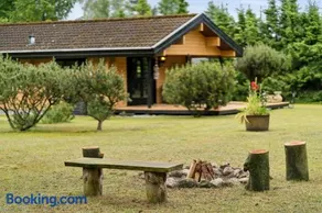 Peaceful Holiday Home Close To Nature - Image 4