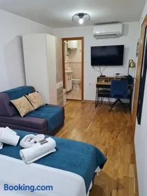 INCHY ACCOMMODATION - Deluxe Rooms & fully equipped kitchen in Diocletian's Palace - Image 2