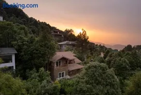 SaffronStays Plaksha - 2BR pet-friendly homestay with Himalayan views, verandah dining & bonfire near Chauli ki Jali - Image 5