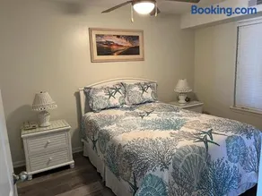 Champagne Island Resort Unit 305 - Image 4