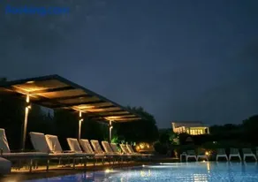 Grande villa adaptée aux familles avec terrasse, jardin et barbecue - Image 5