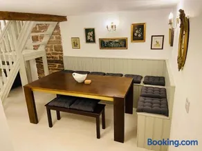 The Owl House Cottage - Image 3