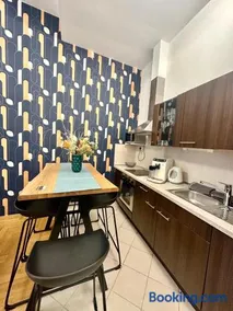 Gozsdu Central Apartment I freeparking - Image 2