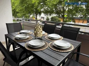 110qm - 4 Zimmer - privat Parkplatz - zentral - Balkon - MalliBase Apartments - Image 1