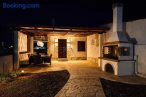 Riada Suites Almyros - Image 2