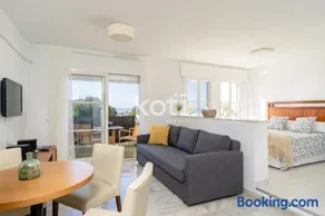 Koti Rentals - Lovely Loft Swim Pool Sea Views - Image 2