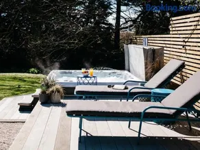8 Bed in Newquay oc-81510 - Image 2