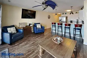 Put-in-Bay Waterfront Condo #207 - Image 3