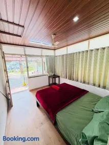 House Of Munnar - Image 3